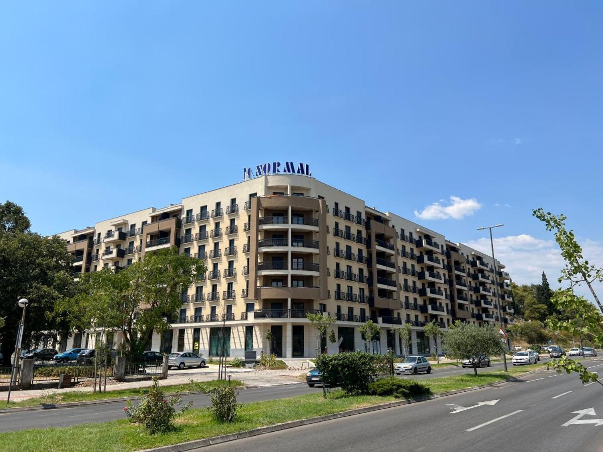 Green Hills By Rent A Car Mi พอดโกริกา ภายนอก รูปภาพ